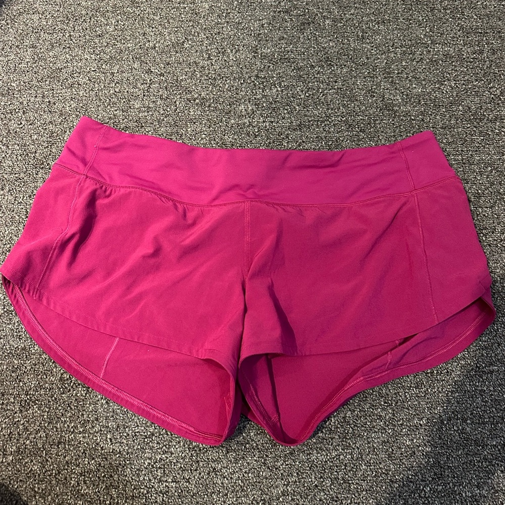 Lululemon 2.5 Speed up shorts size 8